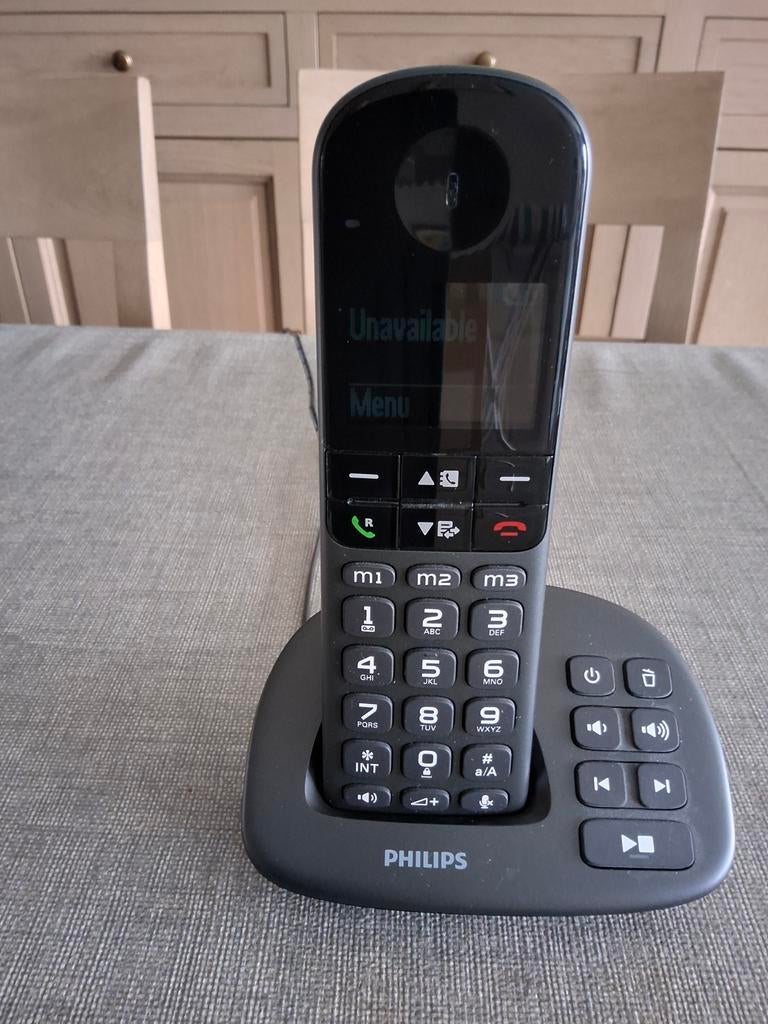 Téléphone fixe Philips (2 ans d'âge) et téléphone senior neu, Enlèvement