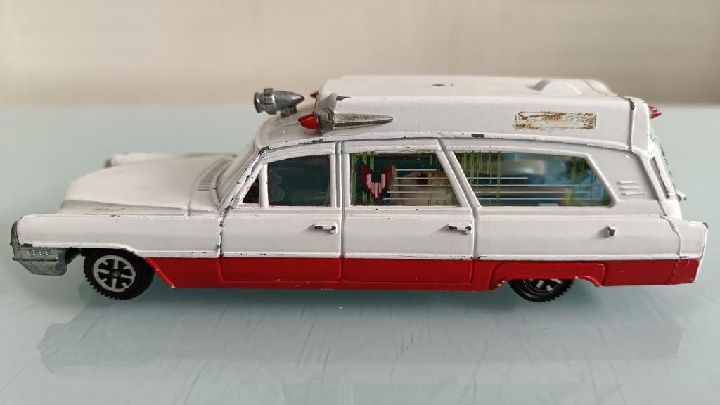 Ambulance Cadillac Dinky Toys, Enlèvement ou Envoi