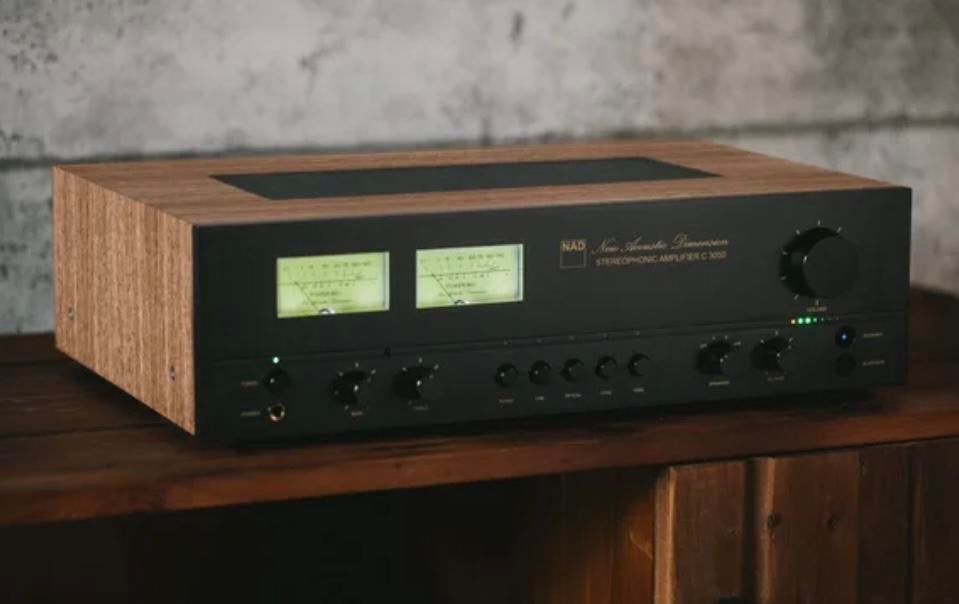 NAD C 3050 amplificateur, stéréophonique Bluetooth intégré, TV, Hi-fi & Vidéo, Enlèvement, Comme neuf