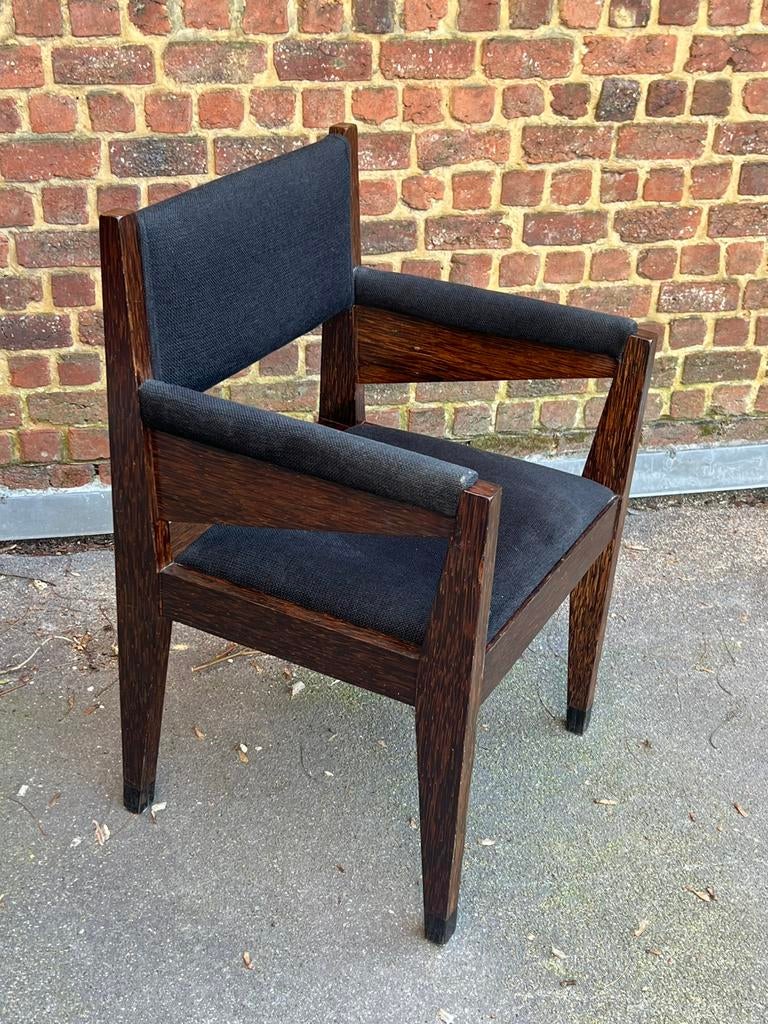 fauteuil uit de jaren 70/80 in wengé zwarte stof Handgemaakt, Huis en Inrichting, Stoelen, Ophalen, Zwart, Zo goed als nieuw, Eén