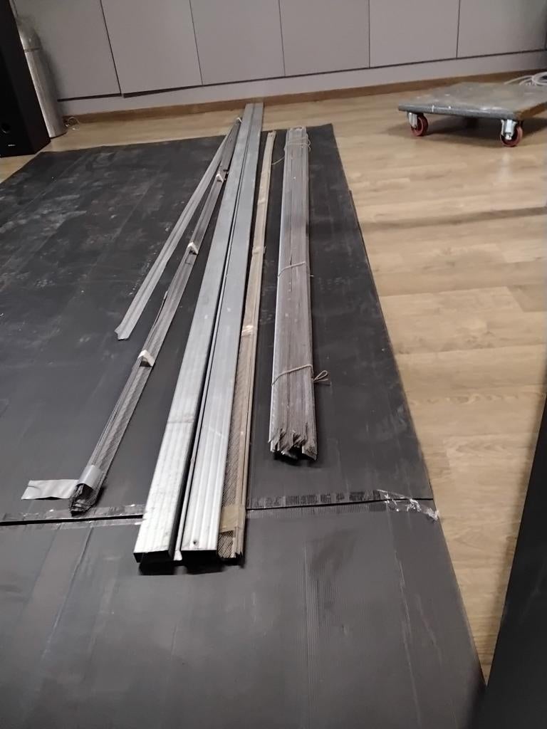 Hoekprofielen, Ophalen, Nieuw