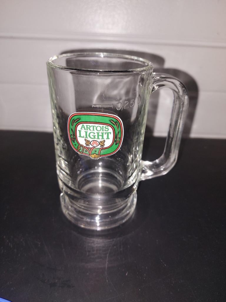 Bierpull glas stella Light, Verzamelen, Ophalen of Verzenden, Zo goed als nieuw, Glas of Glazen, Stella Artois