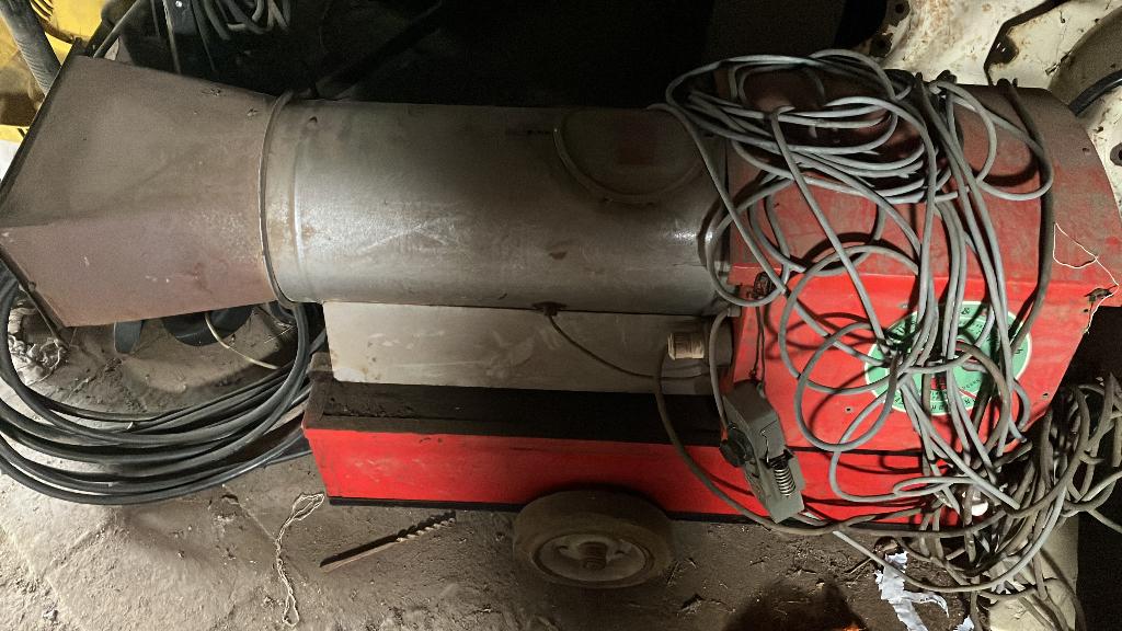 Warmelucht kachel mazout, Doe-het-zelf en Bouw, Verwarming en Radiatoren, Ophalen, Gebruikt, Kachel