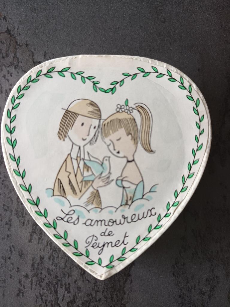 ancienne boîte Les Amoureux de Peynet - Murat, Enlèvement