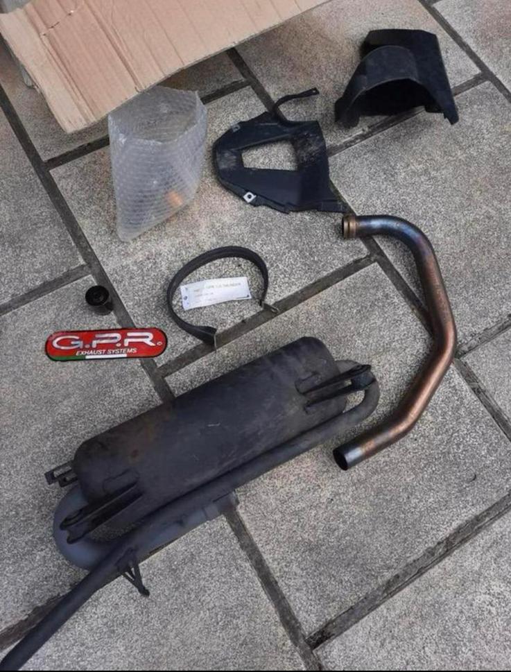 Standaard uitlaat Derbi GPR 125 uit 2010, Enlèvement, Utilisé, Pot d'échappement