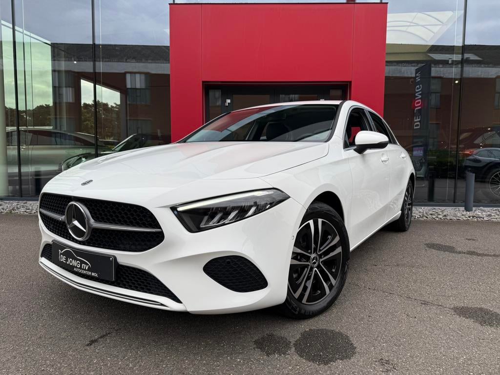 Mercedes A-klasse 250e/PLUG-IN/AppleCarplay/Camera/Acc/Line/, Auto's, 4 cilinders, USB, Leder en Stof, Wit