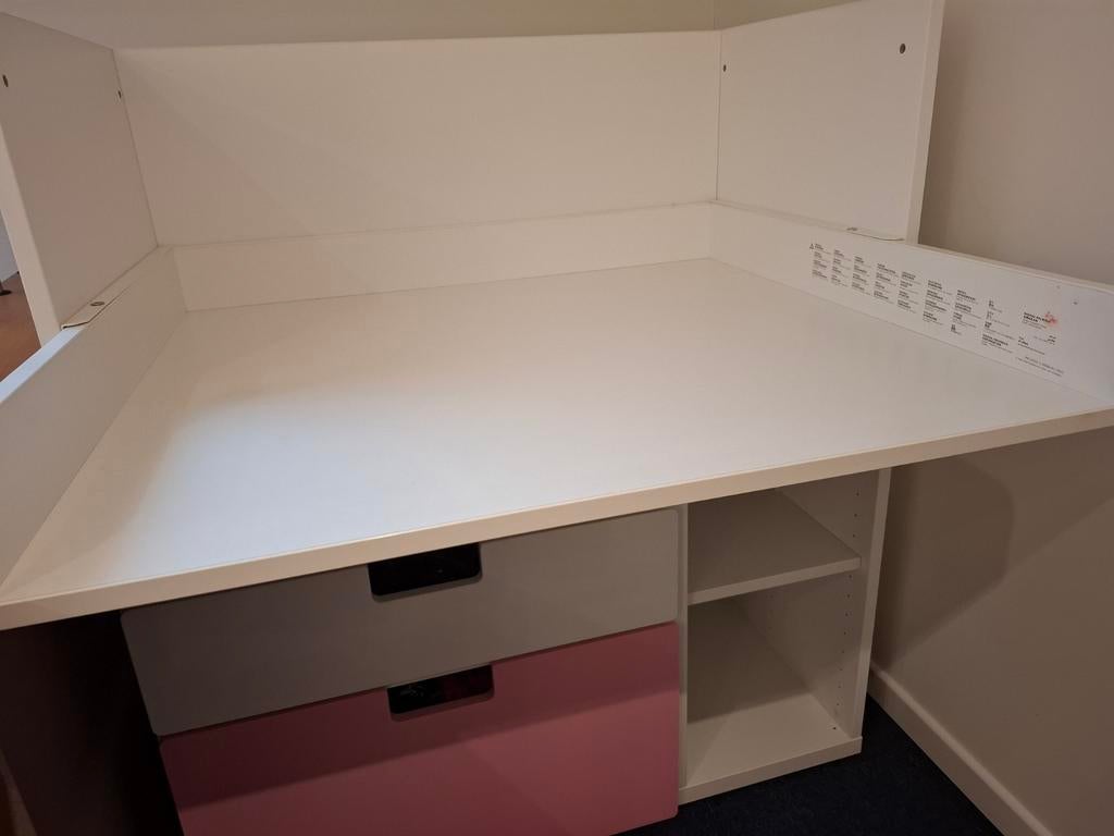 Table à langer/bureau Ikea deux en un, Enfants & Bébés, Enlèvement
