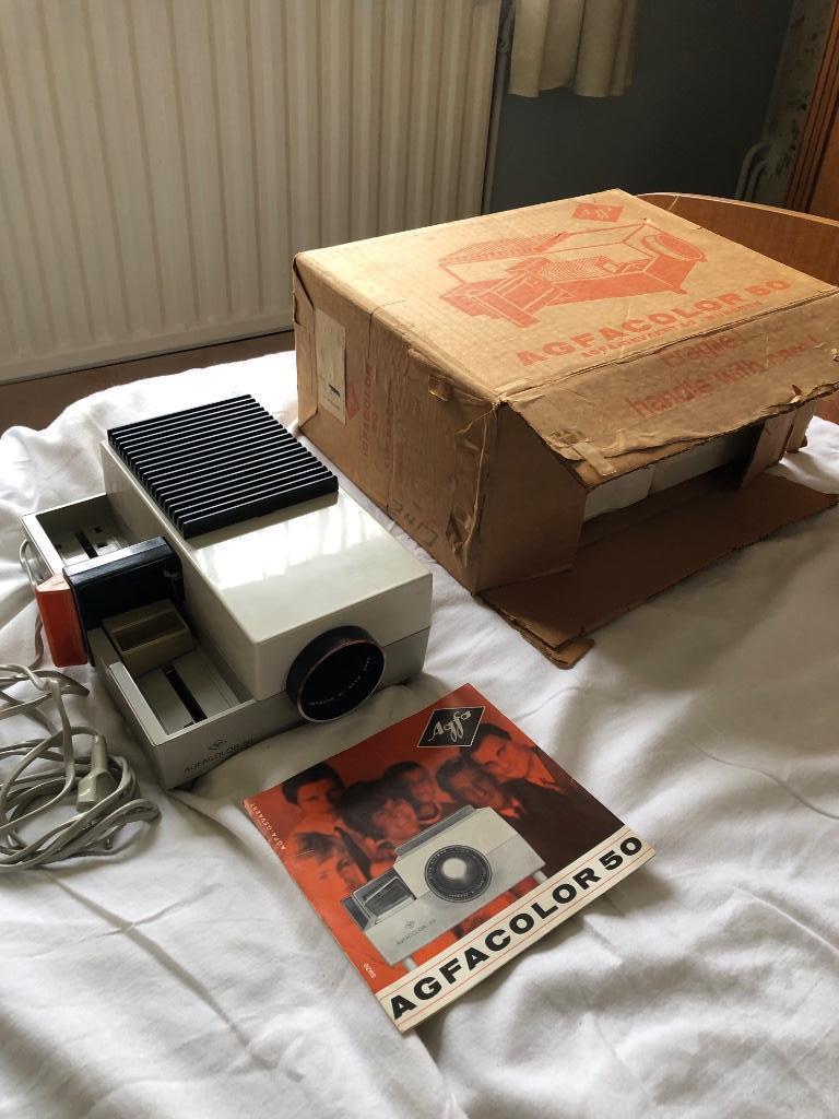 Projecteur diapositives vintage, Enlèvement, Électrique, Utilisé