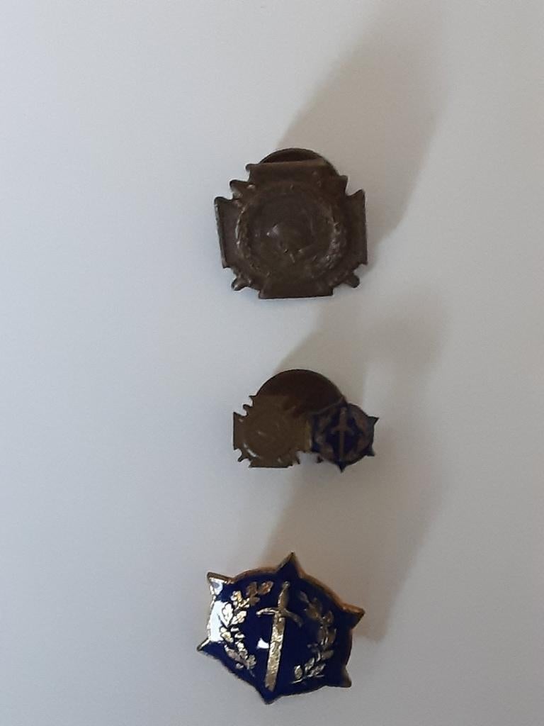 Badges à boutonnière WW1, Enlèvement ou Envoi