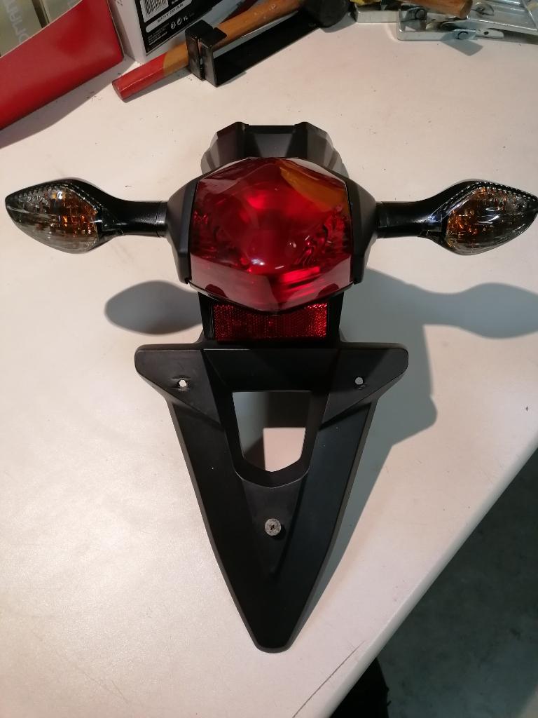 HONDA NC 700S 2012 Support de plaque origine COMPLET impec, Ophalen, Zo goed als nieuw