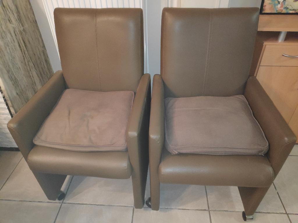 4 leren stoelen + kussens (€90 voor de set), Ophalen, Zo goed als nieuw, Bruin, Vier