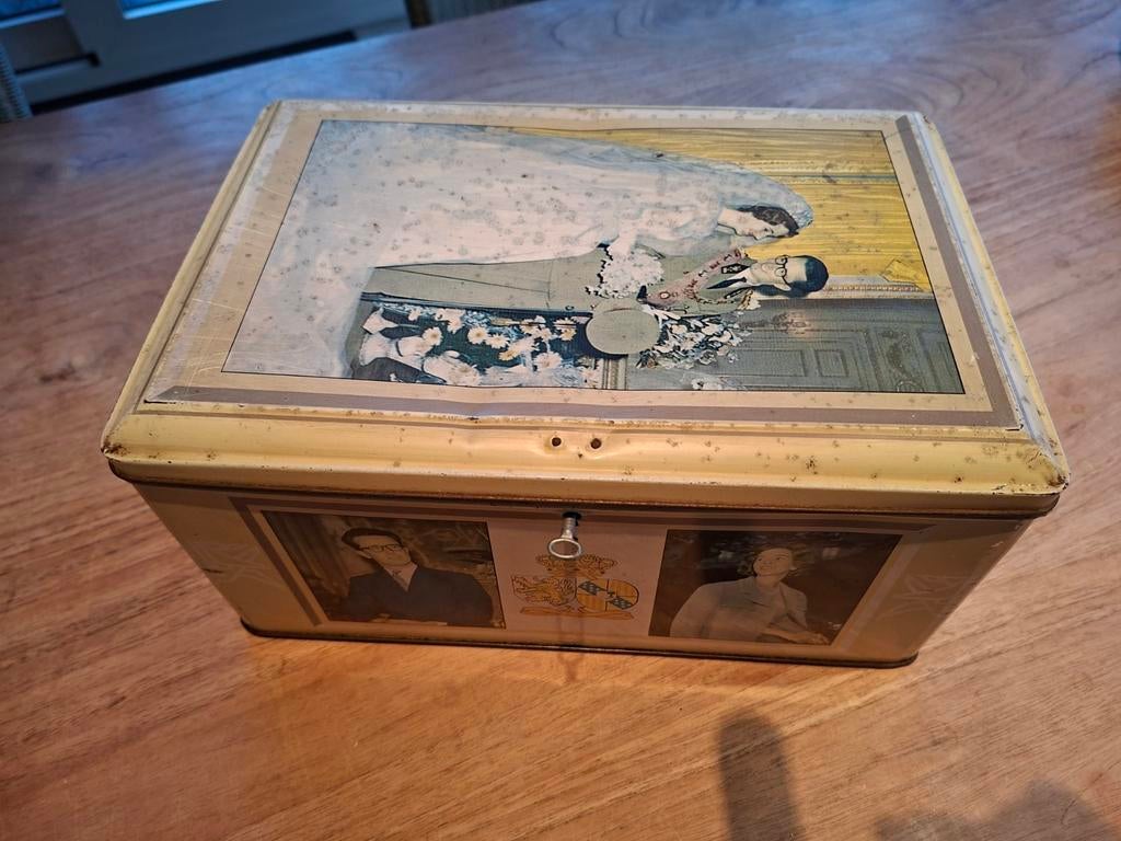 Blikken doos Fabiola en Boudewijn, Verzamelen, Koningshuis en Royalty, Ophalen