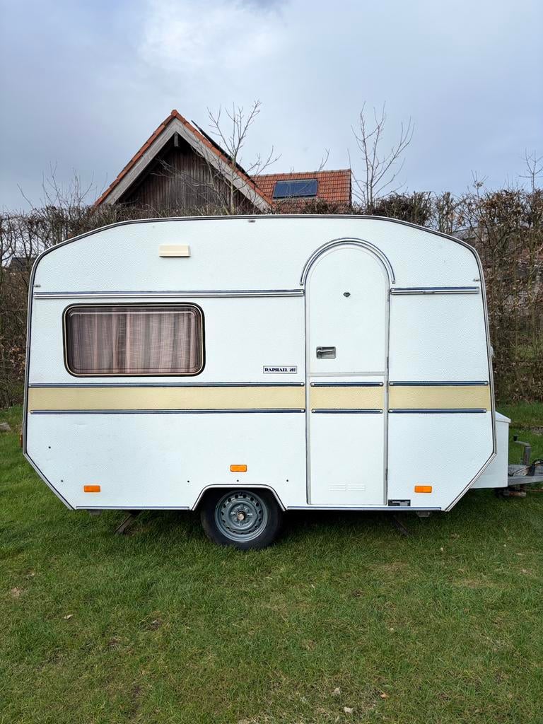 Caravan Roller 750 kg, Kleine zit, Particulier, 4 tot 5 meter, Openslaande ramen
