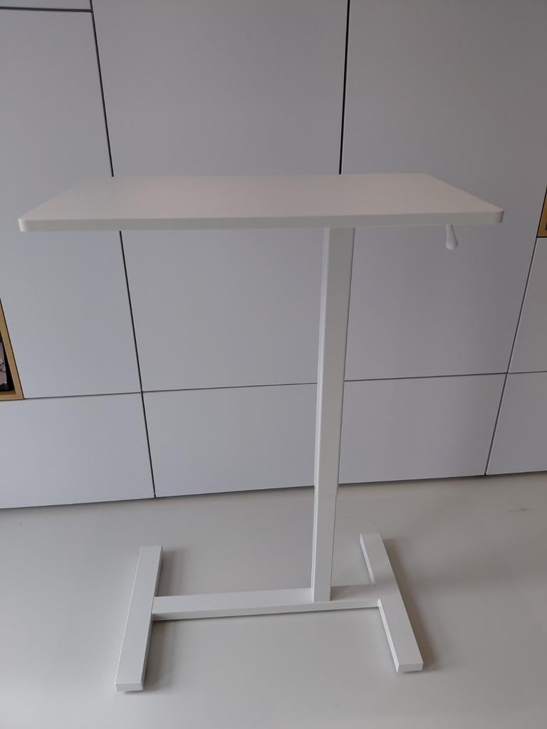 Statafel Jysk, Enlèvement, Jysk, Bureau debout