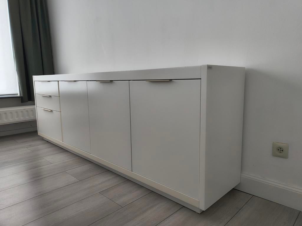 Mooie Witte dressoir kast, Huis en Inrichting, Kasten | Dressoirs, Ophalen