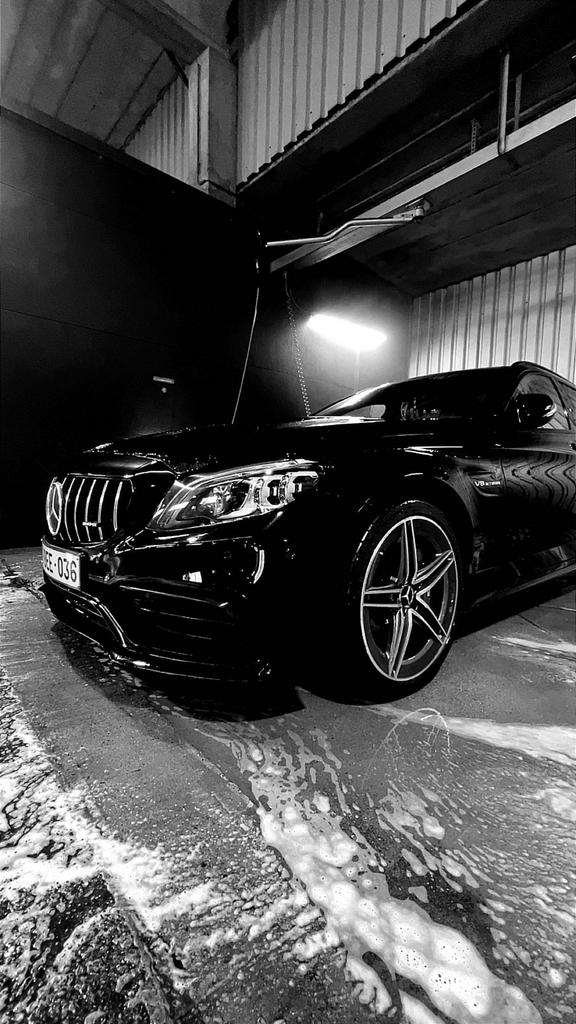 Mercedes-Benz AMG C63 - V8 581-PK (Lichte vracht), Auto's, Mercedes-Benz, Automaat, Achterwielaandrijving, Zwart, USB