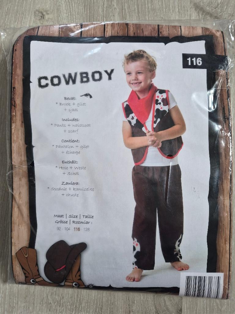 Cowboy-kostuum maat 116 met vestje, broekje en sjaaltje, Ophalen of Verzenden, Zo goed als nieuw, 110 t/m 116, Jongen of Meisje
