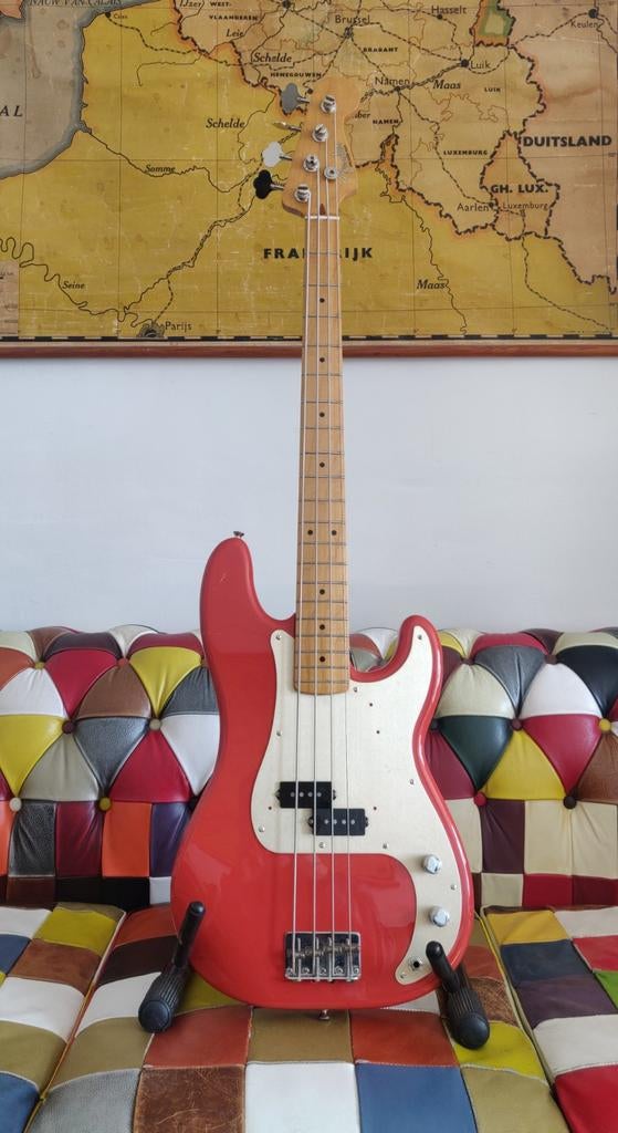 Fender Classic Series 50's Precision Bass, Muziek en Instrumenten, Snaarinstrumenten | Gitaren | Bas, Ophalen