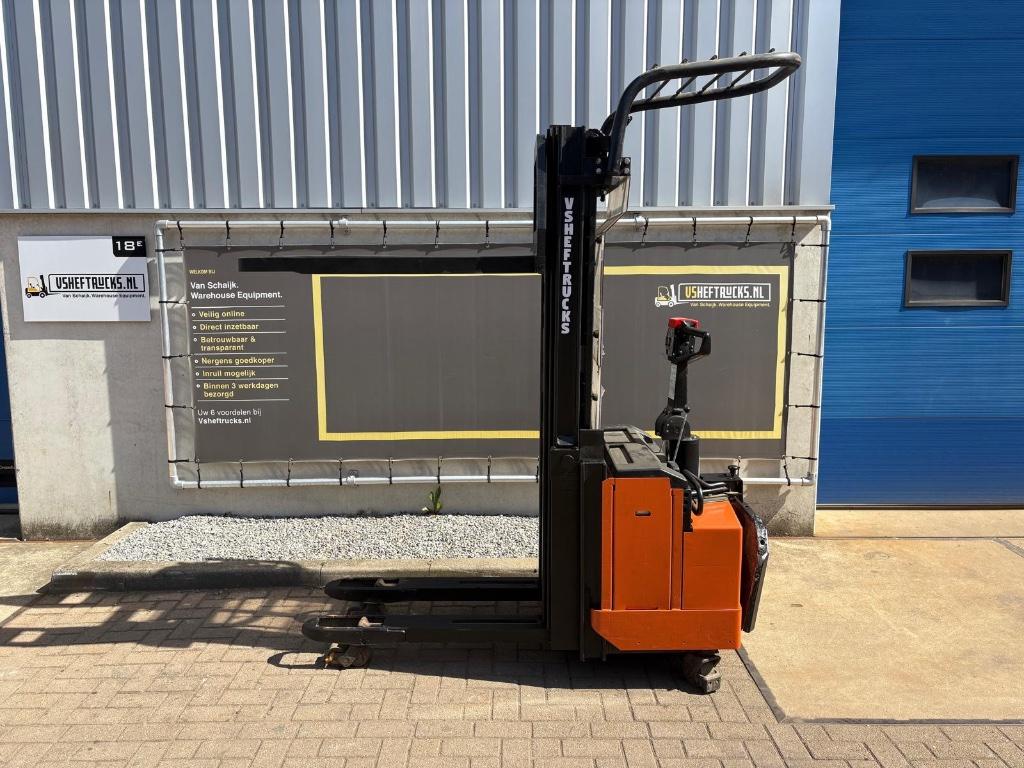 Gerbeur triplex électrique VS-22798 BT, Envoi, Utilisé