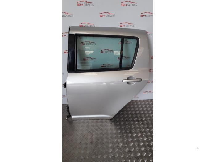 Portière 4portes arrière gauche d'un Suzuki Swift, Autos : Pièces & Accessoires, Carrosserie & Tôlerie, Porte, Suzuki, Utilisé