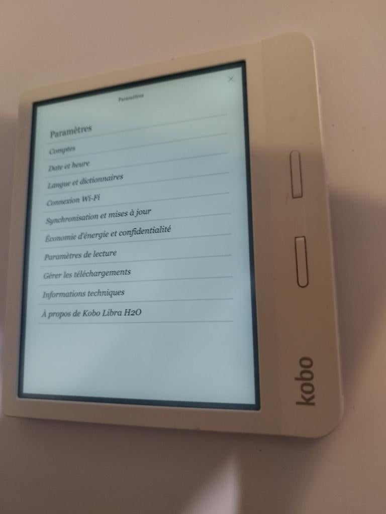 Kobo Libra H2O N873 - 8 GB - 8 GB - WiFi - eReader voor e-bo, Computers en Software, E-readers, Ophalen of Verzenden, Wi-Fi