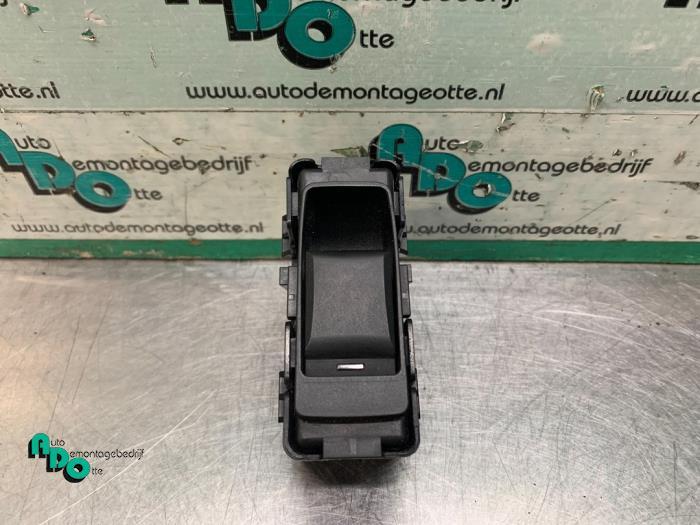 Elektrisch Raam Schakelaar van een Dodge Caliber, Gebruikt, -, -, Ophalen of Verzenden