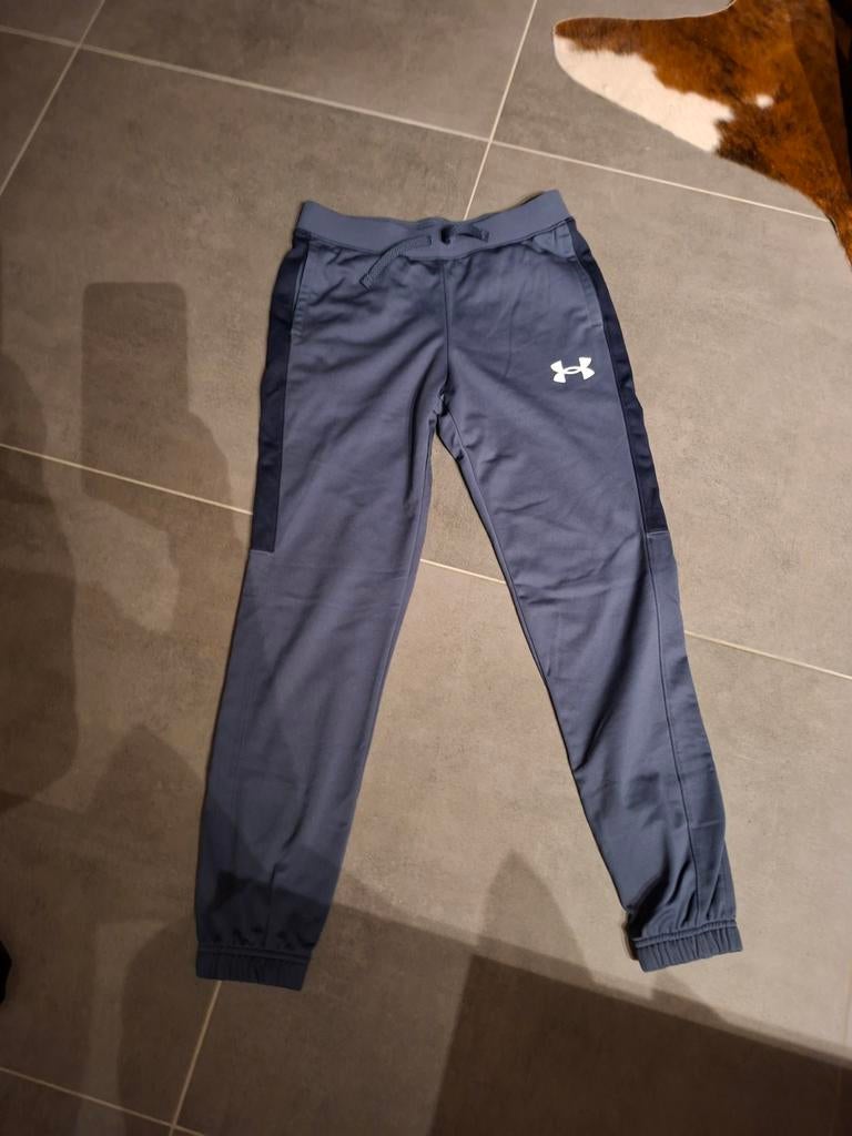 Under armour, Vêtements | Hommes, Vêtements de sport, Enlèvement ou Envoi