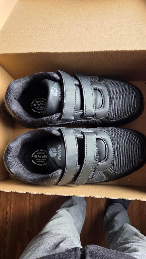 Extra brede wandelschoenen maat 43, Ophalen