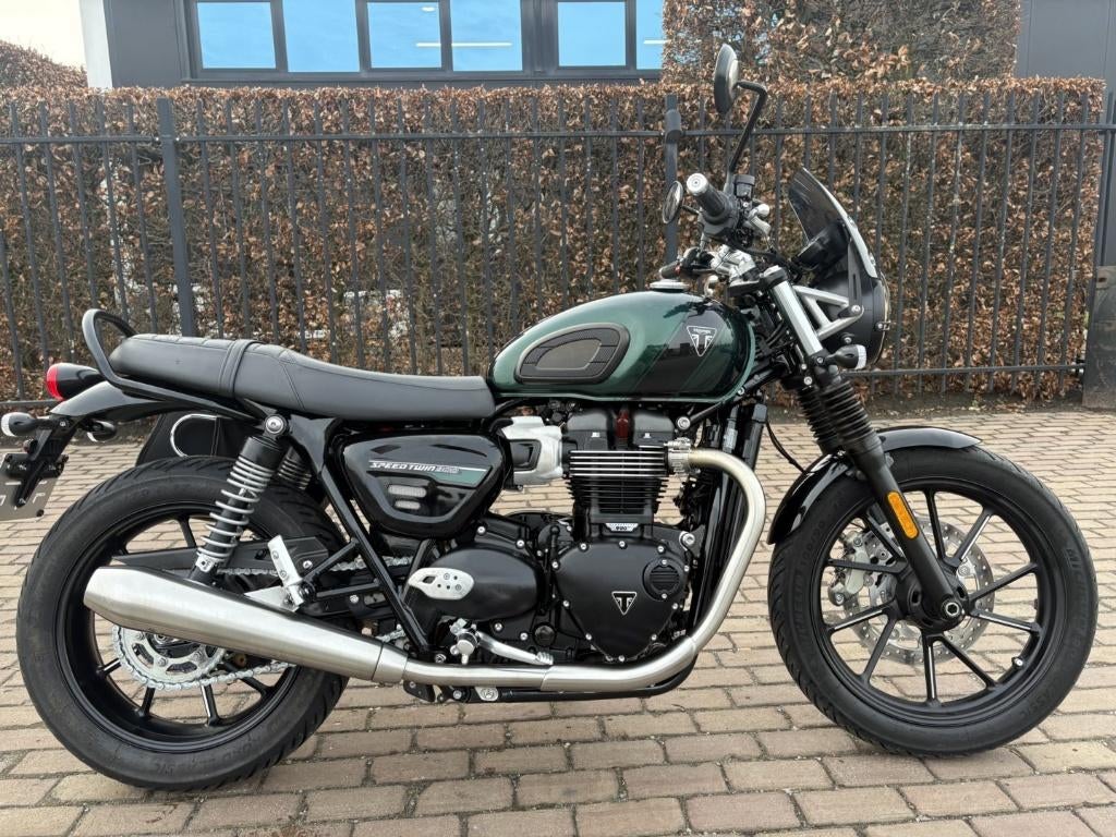Triumph Speed Twin 900, Motoren, Motoren | Triumph, Bedrijf, Naked bike, meer dan 35 kW, 2 cilinders, Motorrijbewijs A, ABS, LED Verlichting