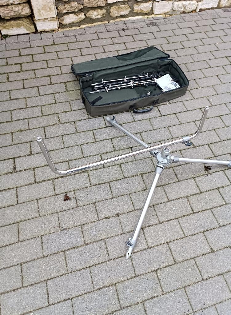 TE KOOP ; Hengelsteun voor karpervissen, Enlèvement, Utilisé