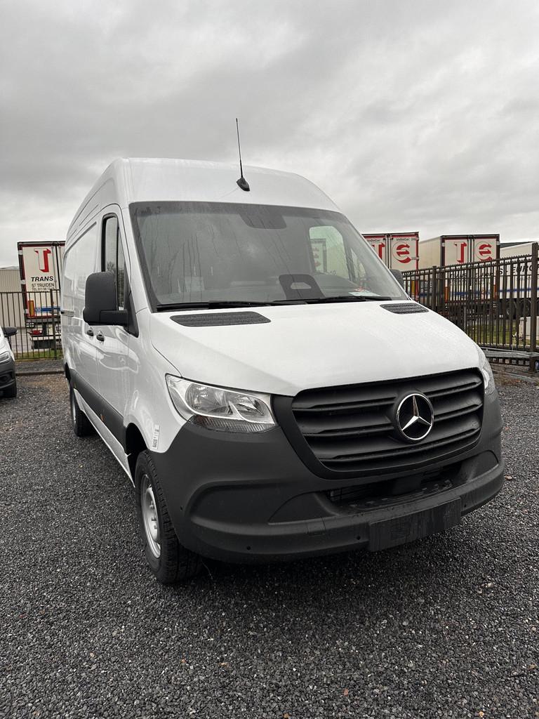 Mercedes-Benz Sprinter Sprinter 319 CDI Panel Van L2 RWD PRO, Auto's, Bestelwagens en Lichte vracht, Bedrijf, Te koop, Achteruitrijcamera