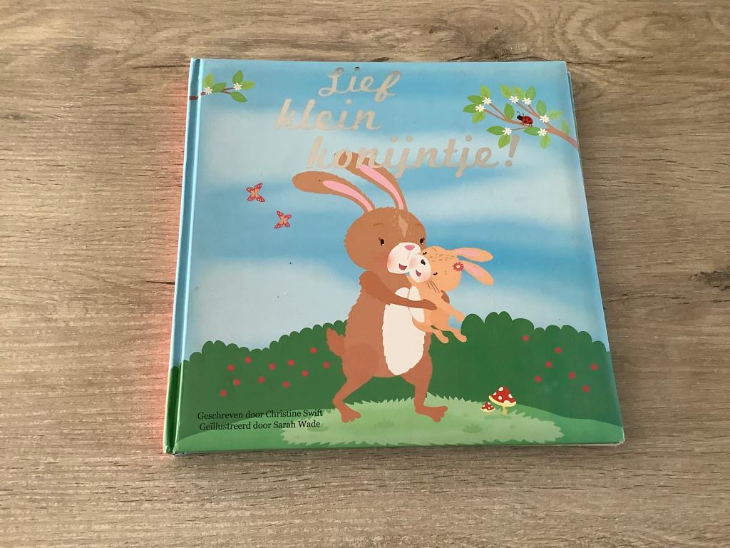 Livre de lecture pour enfants : Sweet little rabbit, Garçon ou Fille, Enlèvement ou Envoi, Comme neuf, Christine Swift