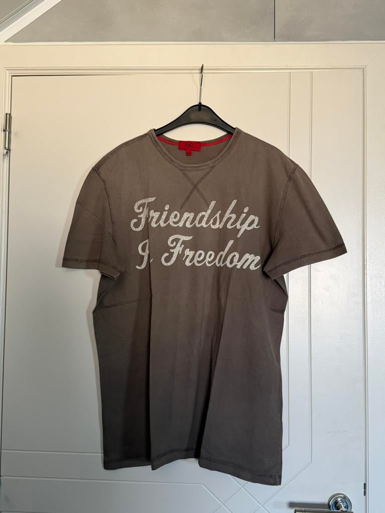 Nieuwstaat heren tshirt van Hugo Boss (xl), Kleding | Heren, T-shirts, Ophalen, Zo goed als nieuw, Maat 56/58 (XL)