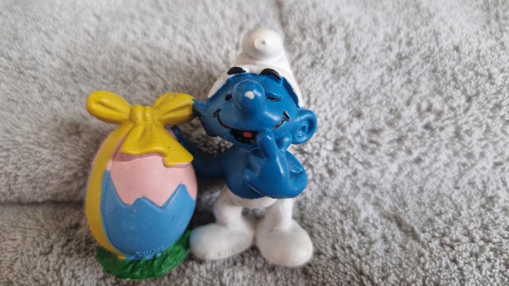 Smurf met paasei, Verzamelen, Ophalen of Verzenden, Nieuw, Poppetje, Figuurtje of Knuffel
