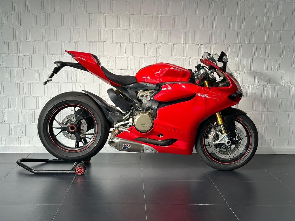 Ducati Panigale 1199 S, Motoren, Sportuitlaat, 2 cilinders, 1199 cc, Motorrijbewijs A
