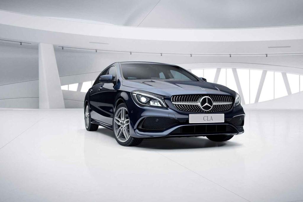 Mercedes-Benz CLA-Klasse 180 D Shooting Brake AMG Line | Ach, Auto's, Mercedes-Benz, CLA, Gebruikt, 4 cilinders, 110 g/km