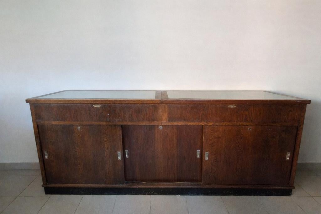 Kast met glazen leggers, Huis en Inrichting, Ophalen