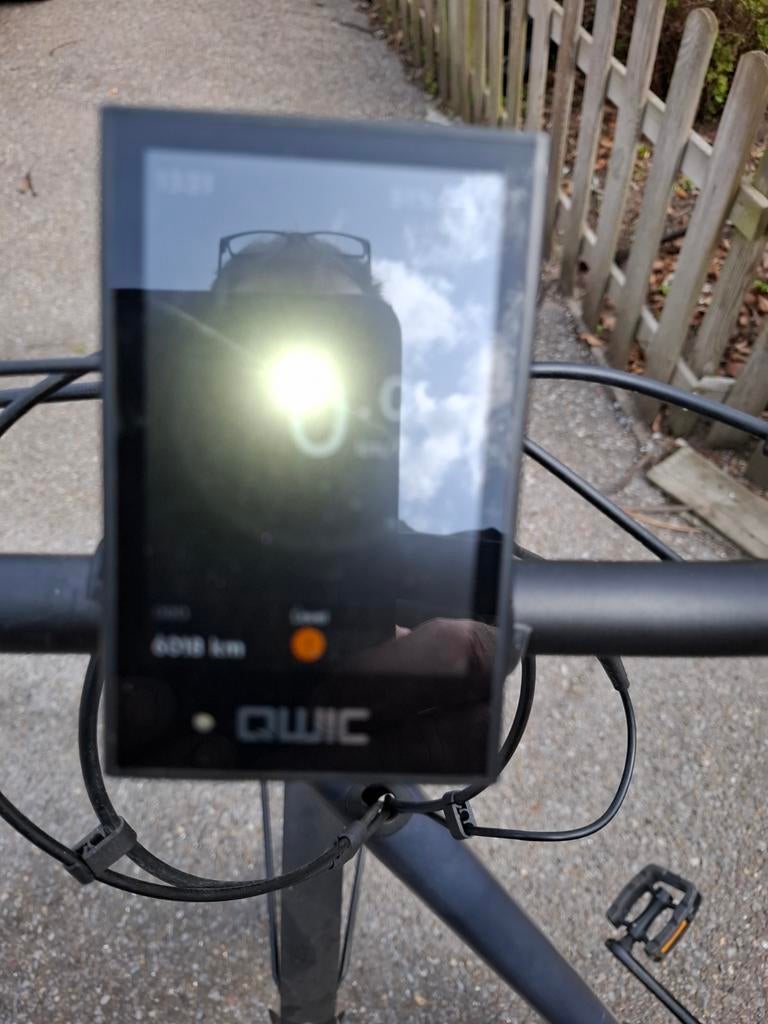 Qwic Electrische fiets, Ophalen
