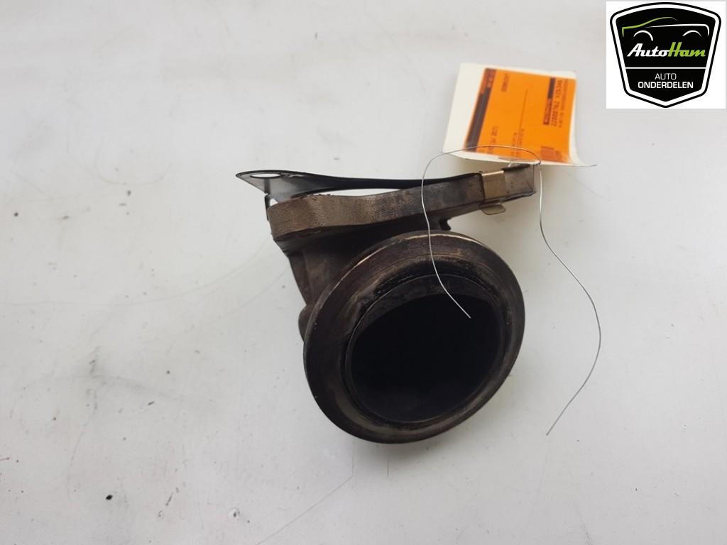 UITLAAT TUSSENPIJP Jaguar F-Pace (01-2015/12-2025), Gebruikt, Jaguar