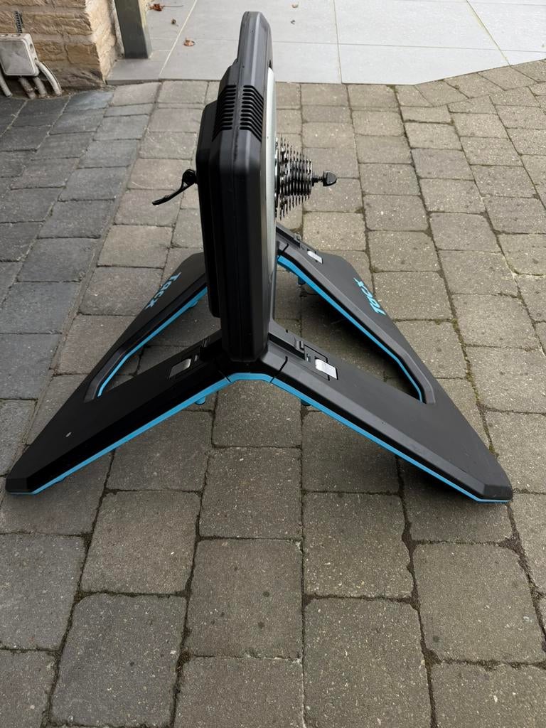 Tacx Neo 2T, Fietsen en Brommers, Ophalen, Zo goed als nieuw