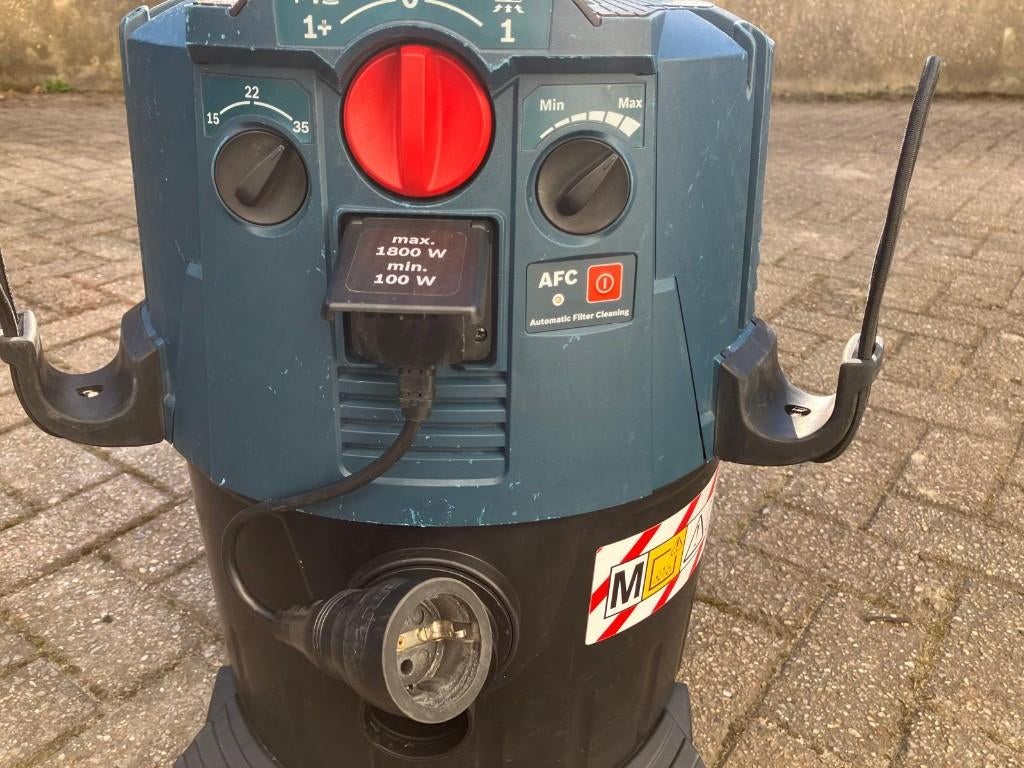 Bosch GAS 35 M professionele stofzuiger met accessoires, Elektronische apparatuur, Stofzuigers, Ophalen, Zo goed als nieuw, Stofzuiger