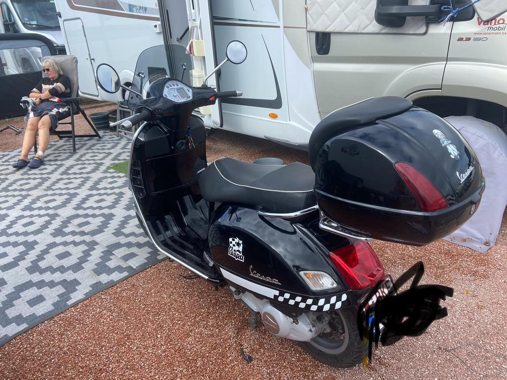 Vespa gts 250, Motoren, 250 cc, Scooter, Particulier, 1 cilinder