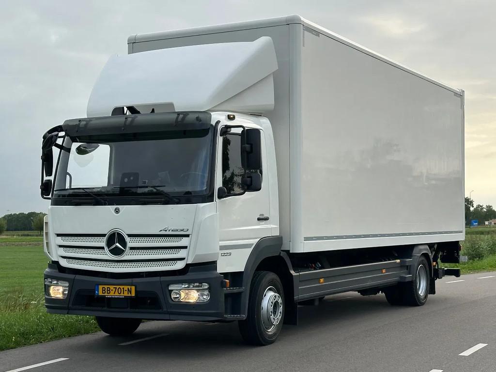Mercedes-Benz Atego ATEGO 1223L 2020. 720x249x260 3000kg Lbw, Auto's, Vrachtwagens, Te koop, Mercedes-Benz, Diesel, Euro 6, Automaat