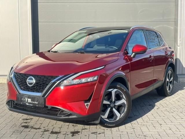 Nissan Qasqai benzine automaat pano dak, Auto's, 4 cilinders, Leder, Bedrijf, 5 zetels