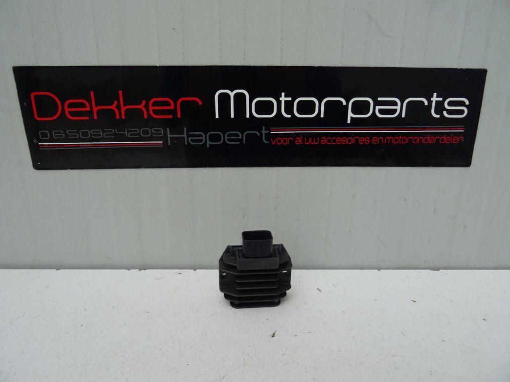 Spanningsregelaar Regulator KTM Super Duke 1290 R 2014-2016, -, Utilisé, -, -