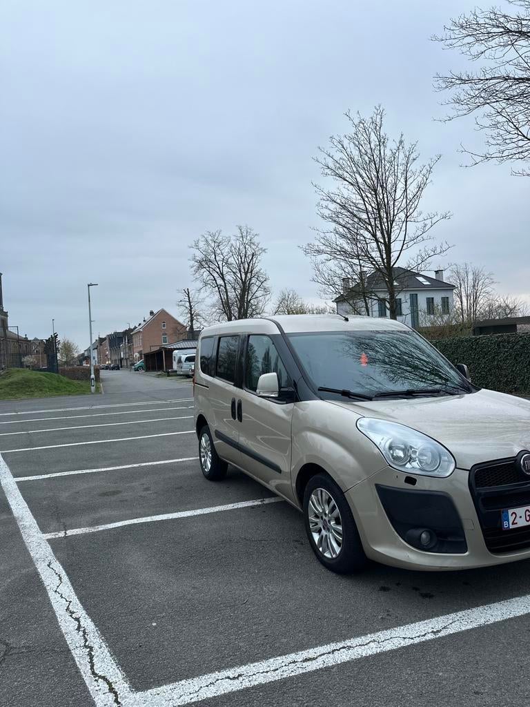 Fiat doblo 2011 in goede staat, Auto's, Fiat, Automaat, Euro 5, Doblo, Diesel