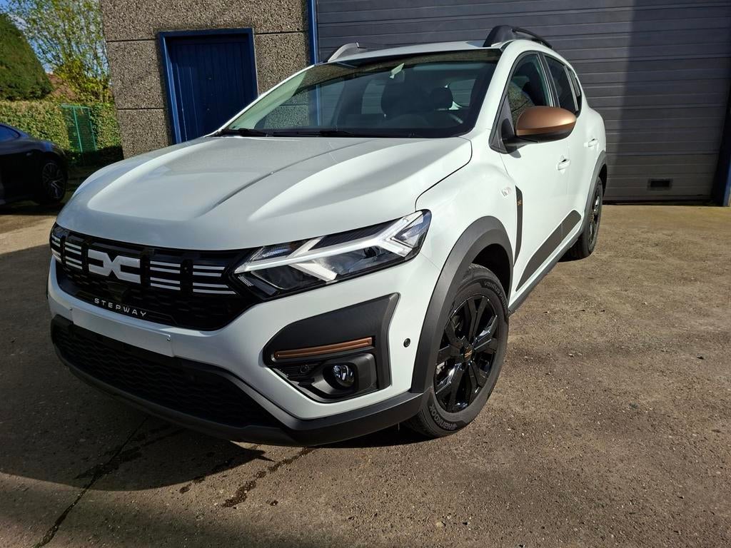 SANDERO STEPWAY EXTREME 5500KM!!! NIEUW!!! 4,5JAAR GARANTIE, Auto's, Euro 6, 67 kW, Handgeschakeld, Particulier