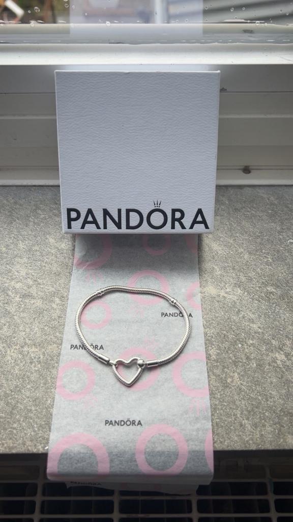 Pandora bandje, Handtassen en Accessoires, Ophalen of Verzenden, Zo goed als nieuw