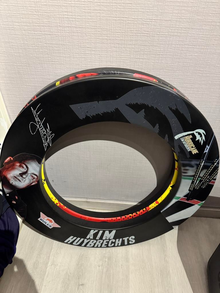 Limited edition surround Kim Huybrechts, Sport en Fitness, Darts, Ophalen of Verzenden, Nieuw