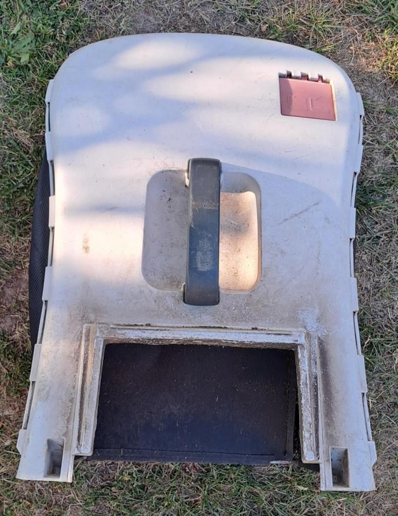 Bac de tondeuse Sterwins, Enlèvement